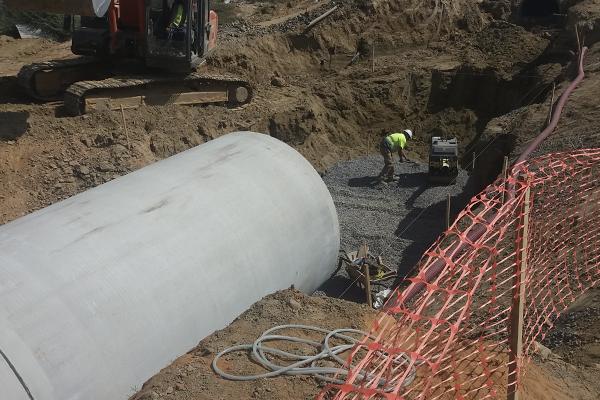 Prefabricados Delta a commencé à fournir le tuyau pour renforcer la capacité des siphons du canal de Piedras (Huelva)