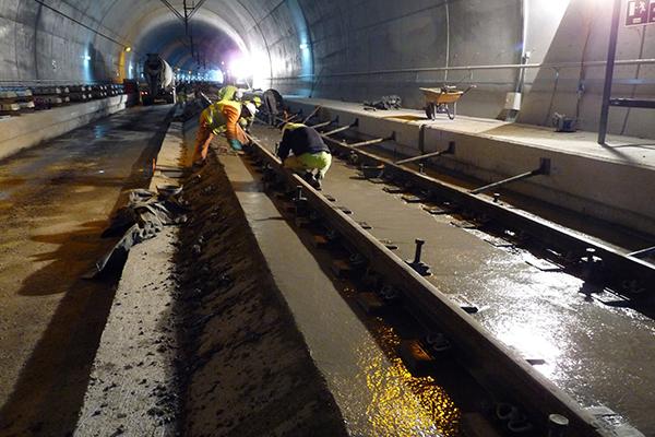 Prefabricados Delta comença el subministrament de les travesses per a la via en placa al tram Pedralba-Orense D'alta Velocitat Fase I