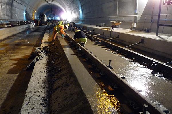Prefabricados Delta suministrará las traviesas para la vía en placa de la Renovación del túnel Atocha-Recoletos-Chamartín (Madrid)